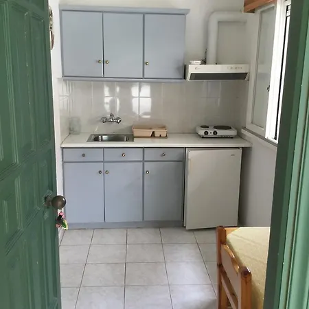 Filoxenia Kontogiannis * Lazaráta