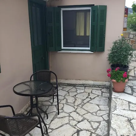 Filoxenia Kontogiannis Lägenhet Lazaráta