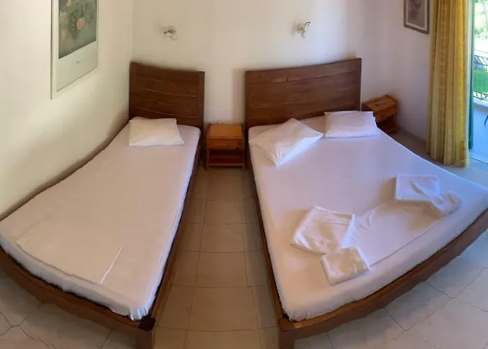 Filoxenia Kontogiannis Λαζαράτα